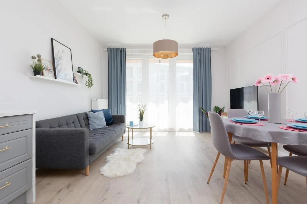 Modern Apartment With Balcony Warsaw Mokotow Aignera By Noclegi Renters